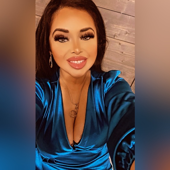 Meet your Posher, Syndi - Picture 1 of 1